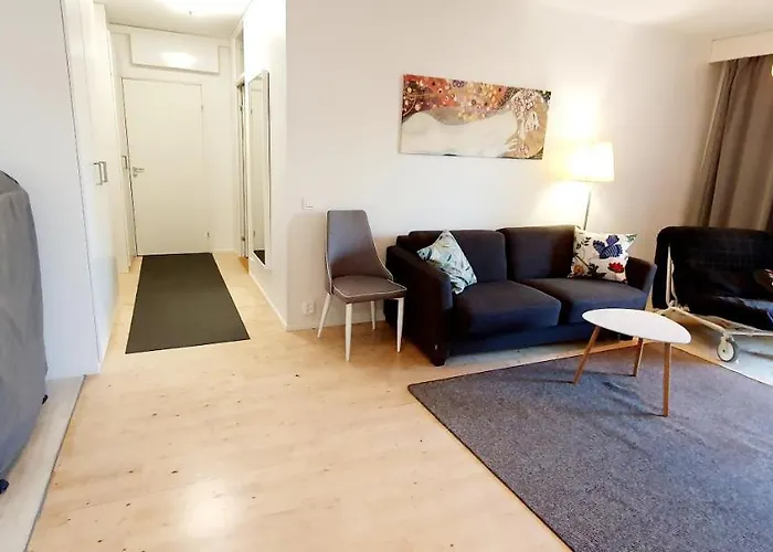 Floor 51m2, Balcony, 150 M Wifi, Air Cooling, Own Parking Place, 300m Metro Apartmán Helsinky