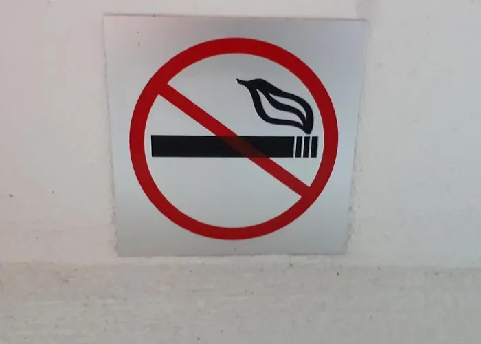 Floor 51m2, Balcony, 150 M Wifi, Air Cooling, Own Parking Place, 300m Metro Helsinky