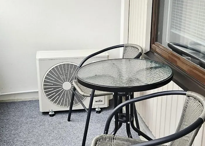 Floor 51m2, Balcony, 150 M Wifi, Air Cooling, Own Parking Place, 300m Metro *